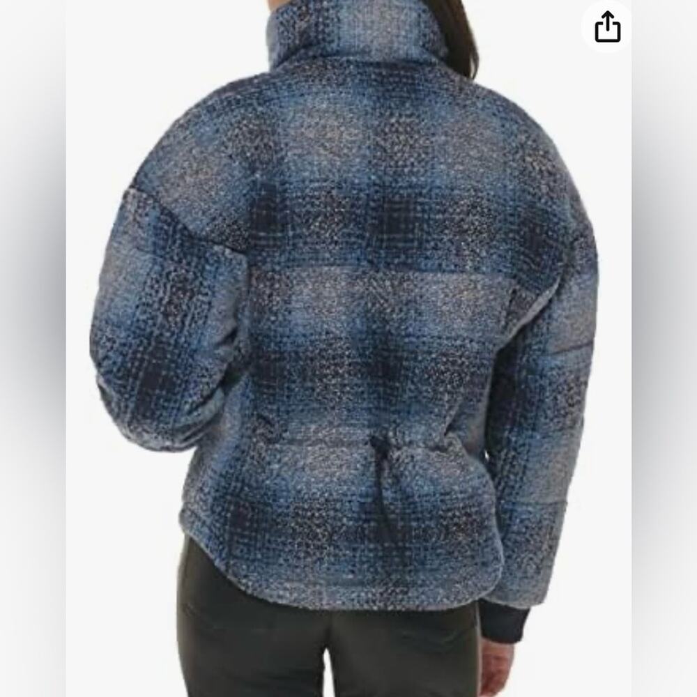 Levi's Women's Blue Plaid Cinch Waist Puffer Jacket - Picture 3 of 15